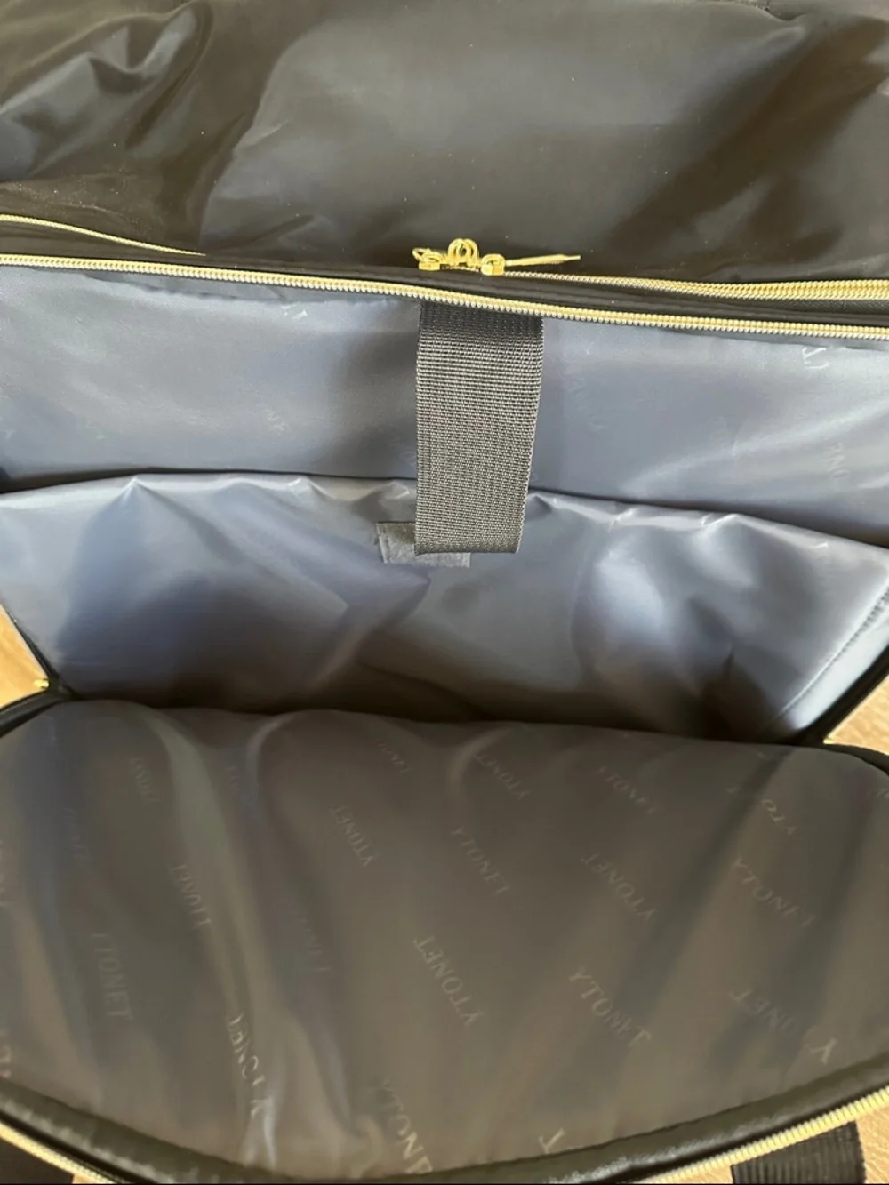 Quilted Black Travel Rolling Briefcase With Gold Zippers YTONET
